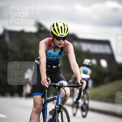 21.06.2026 - 29. Vierlanden-Triathlon H.Heesch http://msf.ph/oto/9925338 21.06.2026 14:43:41 Radfahren 1267 meine-sportfotos.de
