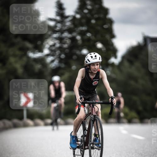 21.06.2026 - 29. Vierlanden-Triathlon H.Heesch http://msf.ph/oto/9925341 21.06.2026 14:43:48 Radfahren 1276 meine-sportfotos.de