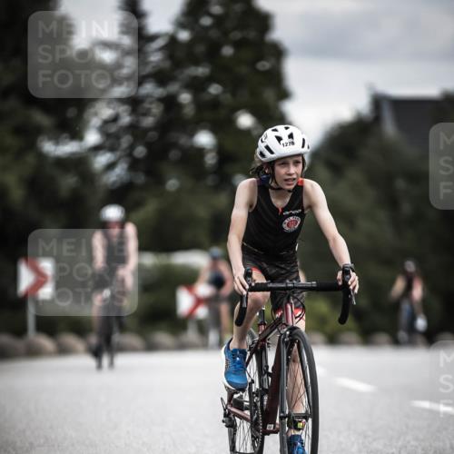 21.06.2026 - 29. Vierlanden-Triathlon H.Heesch http://msf.ph/oto/9925344 21.06.2026 14:43:48 Radfahren 1276 meine-sportfotos.de