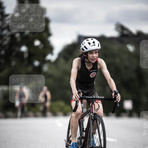 21.06.2026 - 29. Vierlanden-Triathlon H.Heesch http://msf.ph/oto/9925349 21.06.2026 14:43:48 Radfahren 9500, 1276 meine-sportfotos.de