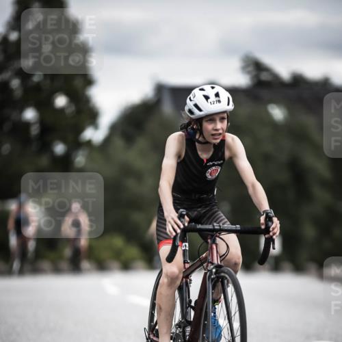 21.06.2026 - 29. Vierlanden-Triathlon H.Heesch http://msf.ph/oto/9925350 21.06.2026 14:43:48 Radfahren 1276 meine-sportfotos.de