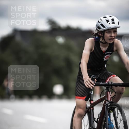 21.06.2026 - 29. Vierlanden-Triathlon H.Heesch http://msf.ph/oto/9925356 21.06.2026 14:43:49 Radfahren 1276 meine-sportfotos.de