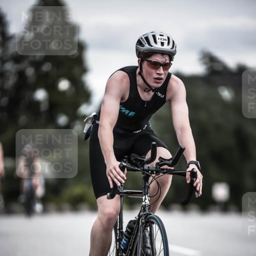 21.06.2026 - 29. Vierlanden-Triathlon H.Heesch http://msf.ph/oto/9925370 21.06.2026 14:43:51 Radfahren 1230, 2 meine-sportfotos.de