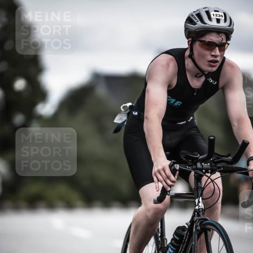21.06.2026 - 29. Vierlanden-Triathlon H.Heesch http://msf.ph/oto/9925374 21.06.2026 14:43:51 Radfahren 1230 meine-sportfotos.de