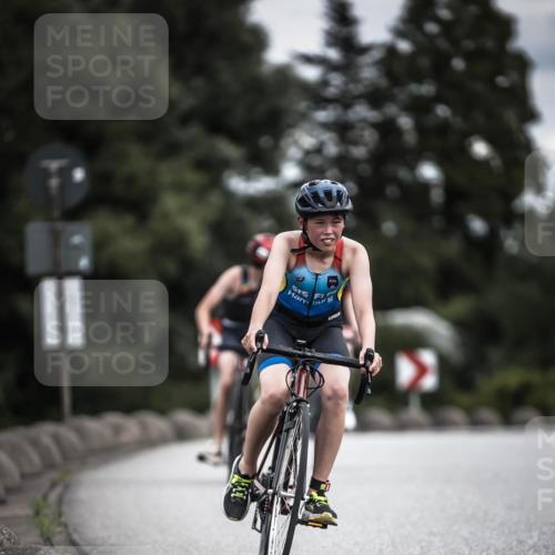 21.06.2026 - 29. Vierlanden-Triathlon H.Heesch http://msf.ph/oto/9925376 21.06.2026 14:43:53 Radfahren 11 meine-sportfotos.de