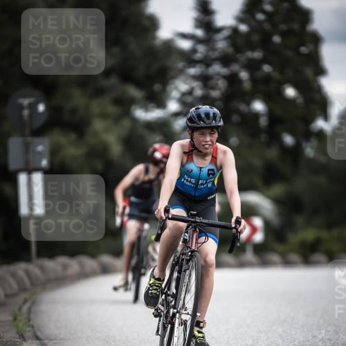 21.06.2026 - 29. Vierlanden-Triathlon H.Heesch http://msf.ph/oto/9925378 21.06.2026 14:43:53 Radfahren 11 meine-sportfotos.de