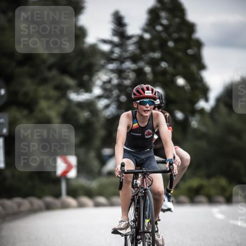 21.06.2026 - 29. Vierlanden-Triathlon H.Heesch http://msf.ph/oto/9925384 21.06.2026 14:43:54 Radfahren 1275 meine-sportfotos.de