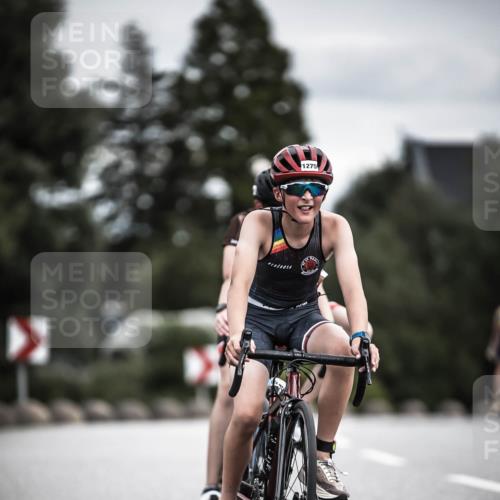 21.06.2026 - 29. Vierlanden-Triathlon H.Heesch http://msf.ph/oto/9925392 21.06.2026 14:43:55 Radfahren 1275 meine-sportfotos.de