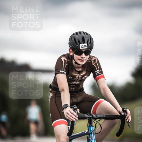 21.06.2026 - 29. Vierlanden-Triathlon H.Heesch http://msf.ph/oto/9925395 21.06.2026 14:43:56 Radfahren 1249 meine-sportfotos.de