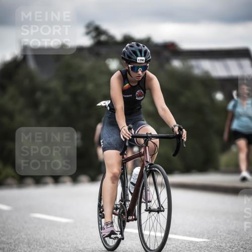 21.06.2026 - 29. Vierlanden-Triathlon H.Heesch http://msf.ph/oto/9925411 21.06.2026 14:44:07 Radfahren 1290 meine-sportfotos.de