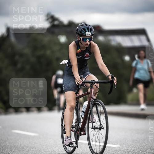 21.06.2026 - 29. Vierlanden-Triathlon H.Heesch http://msf.ph/oto/9925412 21.06.2026 14:44:07 Radfahren 1290 meine-sportfotos.de