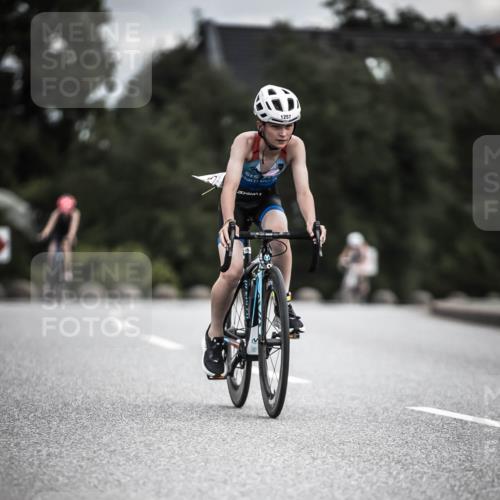 21.06.2026 - 29. Vierlanden-Triathlon H.Heesch http://msf.ph/oto/9925416 21.06.2026 14:44:17 Radfahren 1257 meine-sportfotos.de