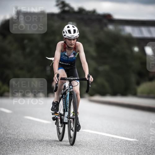 21.06.2026 - 29. Vierlanden-Triathlon H.Heesch http://msf.ph/oto/9925423 21.06.2026 14:44:17 Radfahren 1257 meine-sportfotos.de