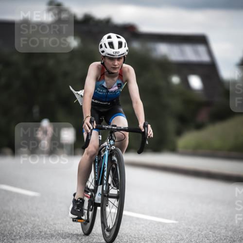 21.06.2026 - 29. Vierlanden-Triathlon H.Heesch http://msf.ph/oto/9925427 21.06.2026 14:44:17 Radfahren 1257 meine-sportfotos.de