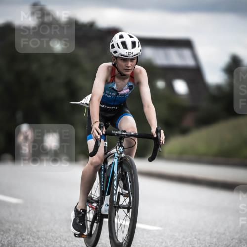 21.06.2026 - 29. Vierlanden-Triathlon H.Heesch http://msf.ph/oto/9925429 21.06.2026 14:44:17 Radfahren 1257 meine-sportfotos.de
