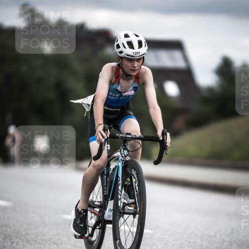 21.06.2026 - 29. Vierlanden-Triathlon H.Heesch http://msf.ph/oto/9925430 21.06.2026 14:44:17 Radfahren 1257 meine-sportfotos.de