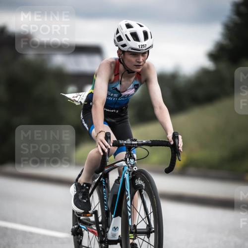 21.06.2026 - 29. Vierlanden-Triathlon H.Heesch http://msf.ph/oto/9925435 21.06.2026 14:44:18 Radfahren 1257 meine-sportfotos.de
