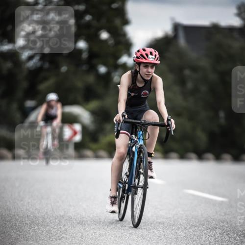 21.06.2026 - 29. Vierlanden-Triathlon H.Heesch http://msf.ph/oto/9925445 21.06.2026 14:44:23 Radfahren 1260 meine-sportfotos.de