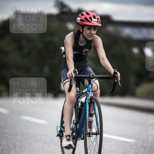 21.06.2026 - 29. Vierlanden-Triathlon H.Heesch http://msf.ph/oto/9925459 21.06.2026 14:44:23 Radfahren 260, 1260 meine-sportfotos.de
