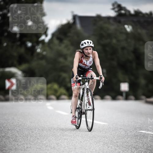 21.06.2026 - 29. Vierlanden-Triathlon H.Heesch http://msf.ph/oto/9925462 21.06.2026 14:44:26 Radfahren 1266 meine-sportfotos.de