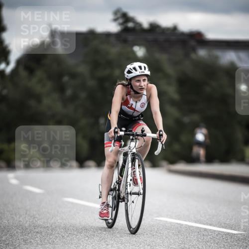 21.06.2026 - 29. Vierlanden-Triathlon H.Heesch http://msf.ph/oto/9925470 21.06.2026 14:44:26 Radfahren 1266 meine-sportfotos.de