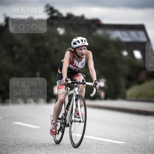 21.06.2026 - 29. Vierlanden-Triathlon H.Heesch http://msf.ph/oto/9925473 21.06.2026 14:44:26 Radfahren 1266 meine-sportfotos.de