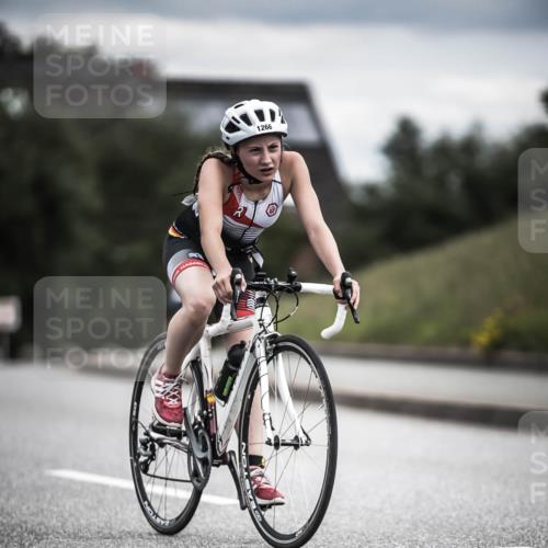 21.06.2026 - 29. Vierlanden-Triathlon H.Heesch http://msf.ph/oto/9925479 21.06.2026 14:44:26 Radfahren 1266 meine-sportfotos.de