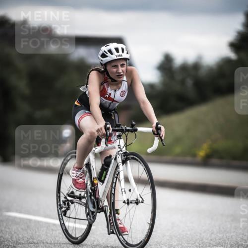 21.06.2026 - 29. Vierlanden-Triathlon H.Heesch http://msf.ph/oto/9925480 21.06.2026 14:44:27 Radfahren 1266 meine-sportfotos.de