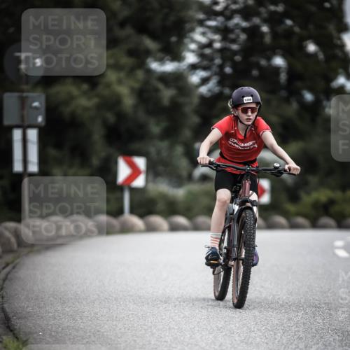 21.06.2026 - 29. Vierlanden-Triathlon H.Heesch http://msf.ph/oto/9925485 21.06.2026 14:45:09 Radfahren 1286, 10, 2015 meine-sportfotos.de