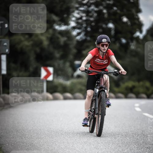 21.06.2026 - 29. Vierlanden-Triathlon H.Heesch http://msf.ph/oto/9925488 21.06.2026 14:45:09 Radfahren 1286, 10, 20 meine-sportfotos.de