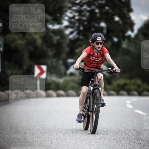 21.06.2026 - 29. Vierlanden-Triathlon H.Heesch http://msf.ph/oto/9925489 21.06.2026 14:45:10 Radfahren 1286, 10 meine-sportfotos.de