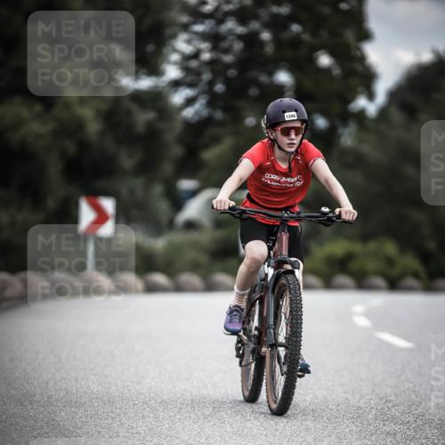 21.06.2026 - 29. Vierlanden-Triathlon H.Heesch http://msf.ph/oto/9925492 21.06.2026 14:45:10 Radfahren 1286, 10, 207 meine-sportfotos.de