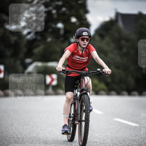 21.06.2026 - 29. Vierlanden-Triathlon H.Heesch http://msf.ph/oto/9925499 21.06.2026 14:45:10 Radfahren 1286, 10, 20 meine-sportfotos.de