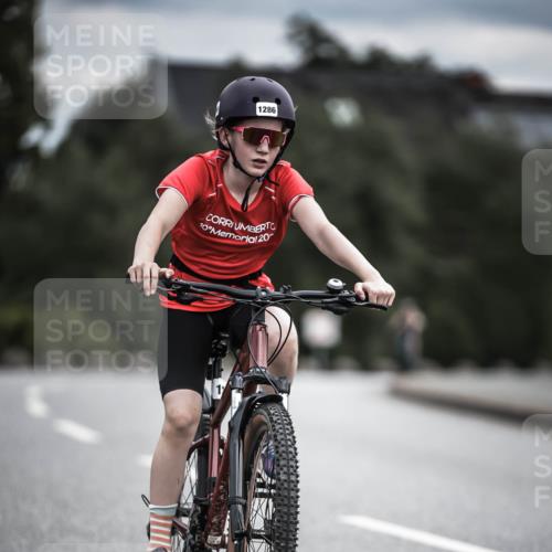 21.06.2026 - 29. Vierlanden-Triathlon H.Heesch http://msf.ph/oto/9925511 21.06.2026 14:45:11 Radfahren 1286, 10, 20 meine-sportfotos.de