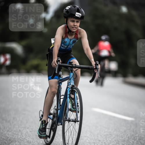 21.06.2026 - 29. Vierlanden-Triathlon H.Heesch http://msf.ph/oto/9925529 21.06.2026 14:45:24 Radfahren 1278 meine-sportfotos.de