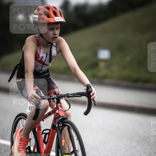 21.06.2026 - 29. Vierlanden-Triathlon H.Heesch http://msf.ph/oto/9925578 21.06.2026 14:47:11 Radfahren 1270, 127, 12 meine-sportfotos.de