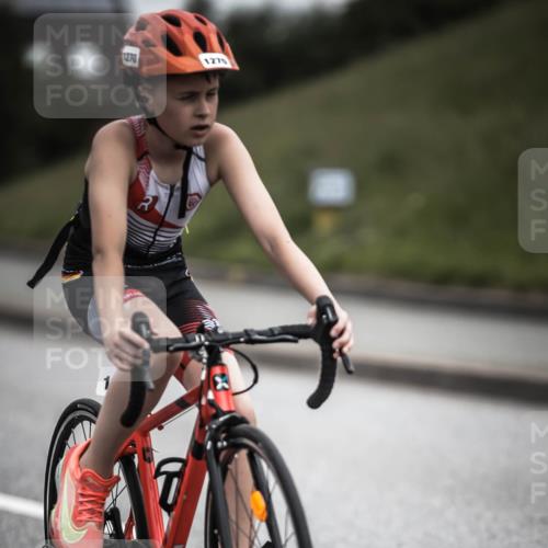 21.06.2026 - 29. Vierlanden-Triathlon H.Heesch http://msf.ph/oto/9925579 21.06.2026 14:47:11 Radfahren 1270, 127 meine-sportfotos.de