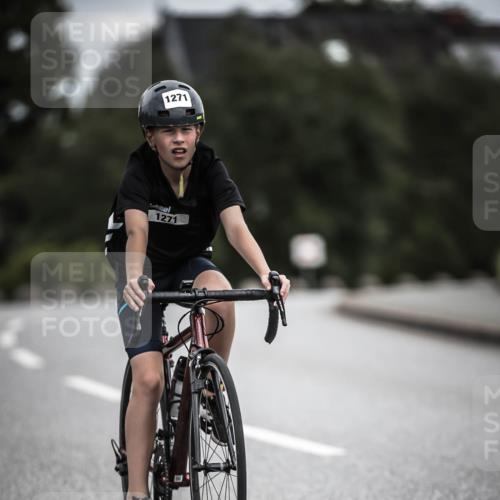 21.06.2026 - 29. Vierlanden-Triathlon H.Heesch http://msf.ph/oto/9925594 21.06.2026 14:48:52 Radfahren 1271, 0, 1271 meine-sportfotos.de