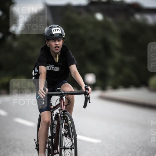 21.06.2026 - 29. Vierlanden-Triathlon H.Heesch http://msf.ph/oto/9925595 21.06.2026 14:48:52 Radfahren 1271, 0, 1271 meine-sportfotos.de