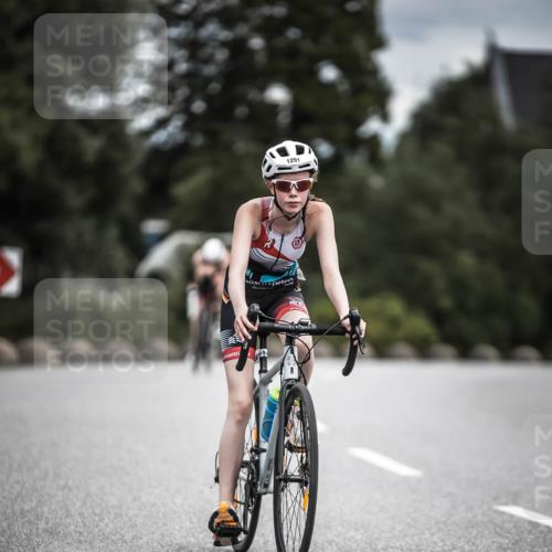 21.06.2026 - 29. Vierlanden-Triathlon H.Heesch http://msf.ph/oto/9925598 21.06.2026 14:50:03 Radfahren 1291 meine-sportfotos.de