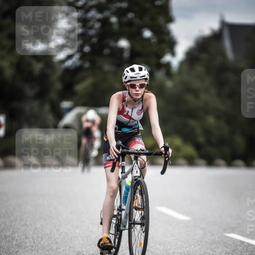 21.06.2026 - 29. Vierlanden-Triathlon H.Heesch http://msf.ph/oto/9925599 21.06.2026 14:50:03 Radfahren 1291 meine-sportfotos.de