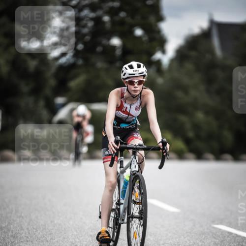 21.06.2026 - 29. Vierlanden-Triathlon H.Heesch http://msf.ph/oto/9925600 21.06.2026 14:50:03 Radfahren 1291 meine-sportfotos.de