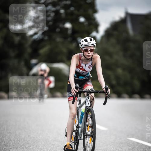 21.06.2026 - 29. Vierlanden-Triathlon H.Heesch http://msf.ph/oto/9925602 21.06.2026 14:50:03 Radfahren 1291 meine-sportfotos.de