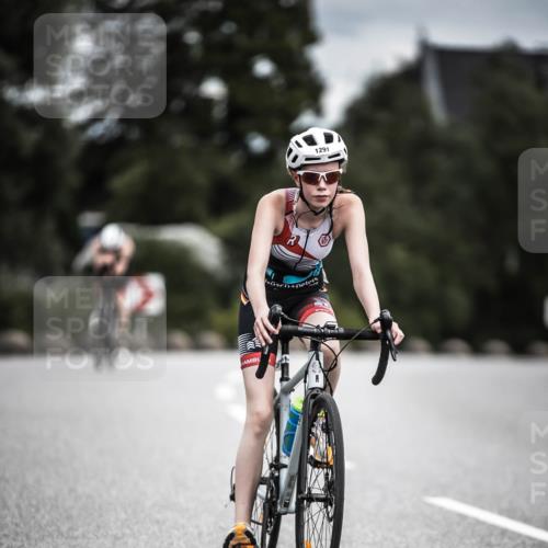 21.06.2026 - 29. Vierlanden-Triathlon H.Heesch http://msf.ph/oto/9925604 21.06.2026 14:50:03 Radfahren 1291 meine-sportfotos.de