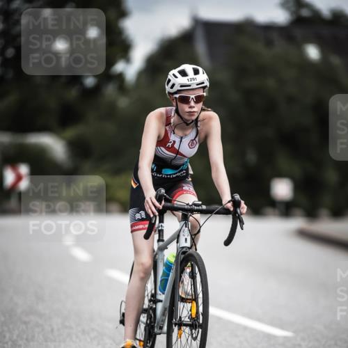 21.06.2026 - 29. Vierlanden-Triathlon H.Heesch http://msf.ph/oto/9925609 21.06.2026 14:50:04 Radfahren 1291 meine-sportfotos.de