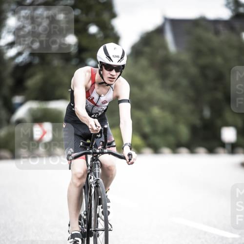 21.06.2026 - 29. Vierlanden-Triathlon H.Heesch http://msf.ph/oto/9925621 21.06.2026 14:50:07 Radfahren 1245 meine-sportfotos.de