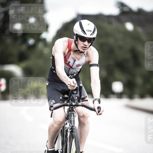21.06.2026 - 29. Vierlanden-Triathlon H.Heesch http://msf.ph/oto/9925627 21.06.2026 14:50:07 Radfahren 1245 meine-sportfotos.de