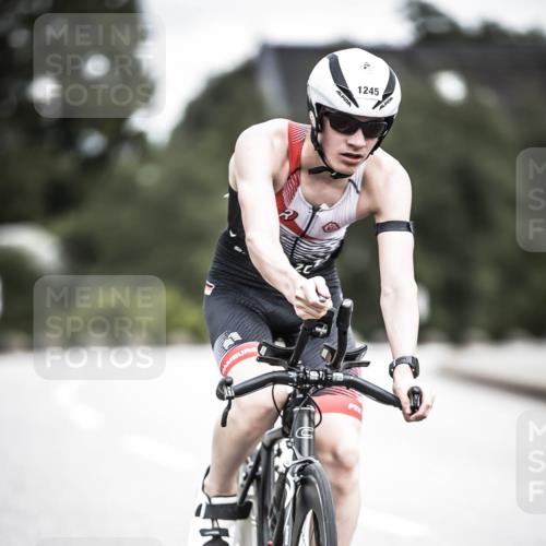21.06.2026 - 29. Vierlanden-Triathlon H.Heesch http://msf.ph/oto/9925629 21.06.2026 14:50:07 Radfahren 1245 meine-sportfotos.de