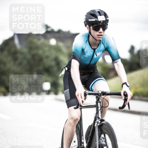 21.06.2026 - 29. Vierlanden-Triathlon H.Heesch http://msf.ph/oto/9925636 21.06.2026 14:50:42 Radfahren 1252 meine-sportfotos.de