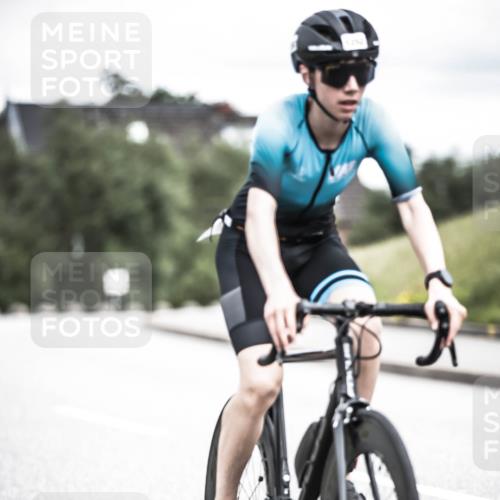 21.06.2026 - 29. Vierlanden-Triathlon H.Heesch http://msf.ph/oto/9925637 21.06.2026 14:50:42 Radfahren 1252 meine-sportfotos.de